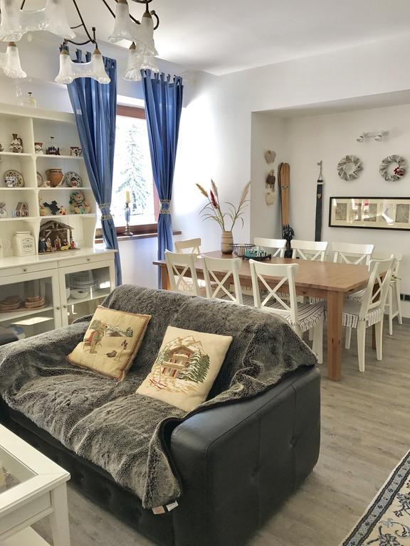 Charming 3-Bedroom Apartment Poiana Brasov Exterior foto