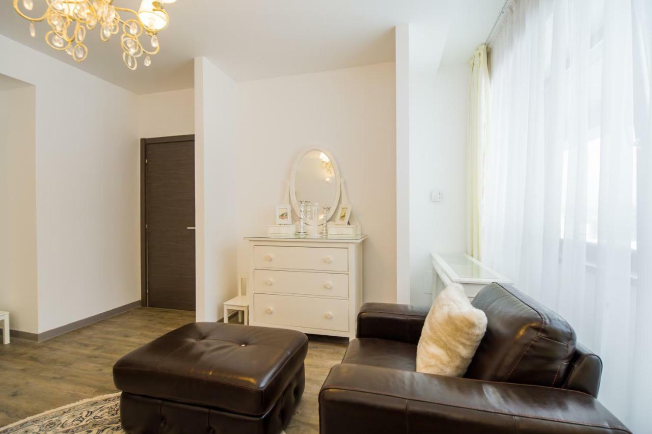 Charming 3-Bedroom Apartment Poiana Brasov Exterior foto